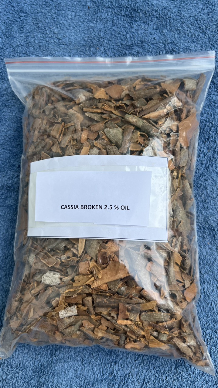 Quế vỡ